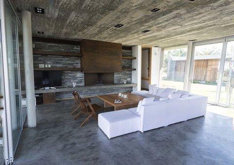 Villa Ruckenwind | URG001