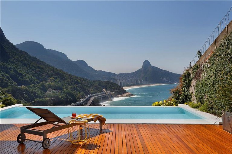 Villa per le vacanze vista mare a Joá, Rio de Janeiro.