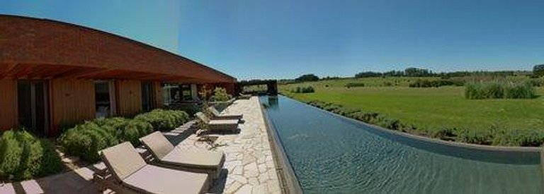 Villa Stones | URG003