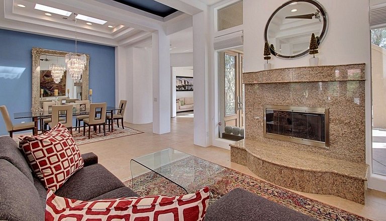 Villa Utopia | EUA329