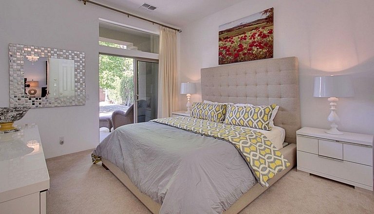 Villa Utopia | EUA329