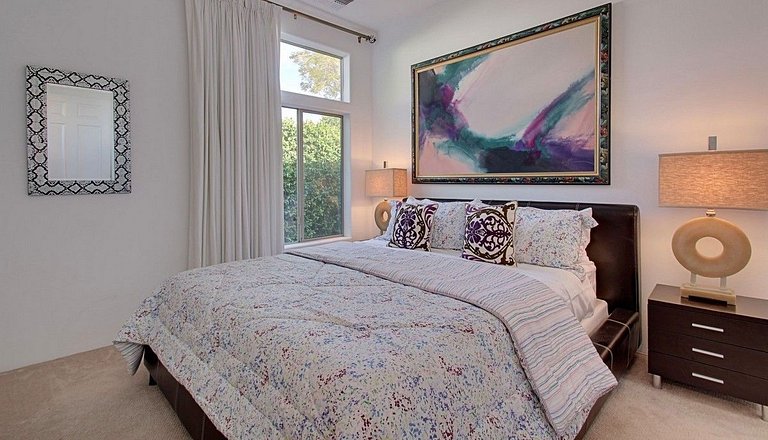 Villa Utopia | EUA329