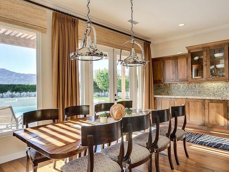 Villa White | EUA330