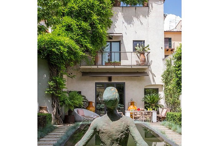 ITA706 | Apartment Conce