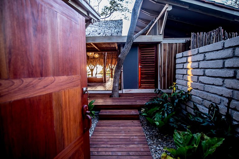 Morgan's Rock | Nicaragua