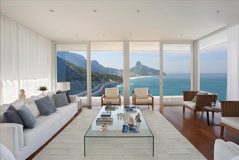 Villa per le vacanze vista mare a Joá, Rio de Janeiro.