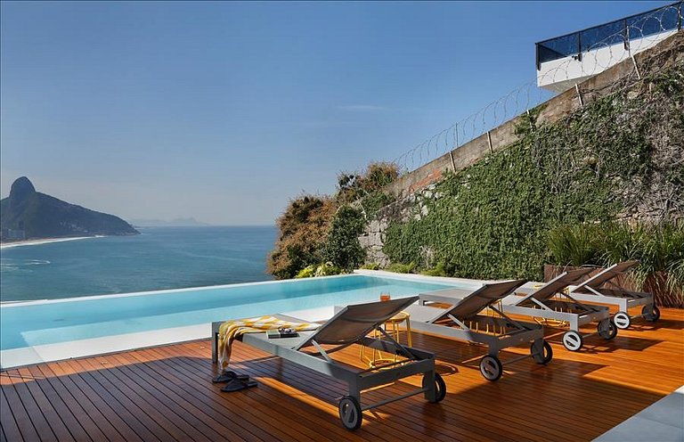 Villa per le vacanze vista mare a Joá, Rio de Janeiro.