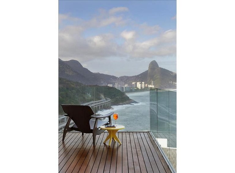 Villa per le vacanze vista mare a Joá, Rio de Janeiro.