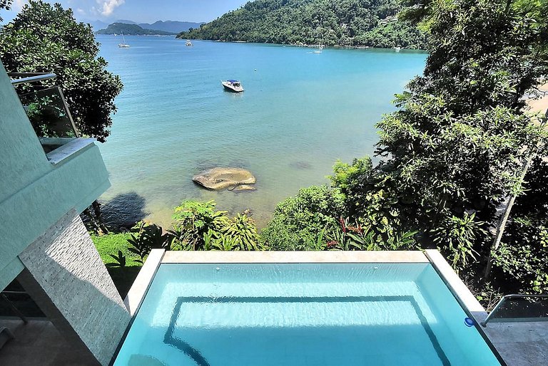 Vacation Rental Villa in Angra dos Reis RJ Brazil