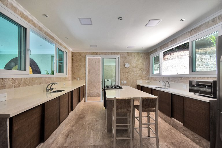 Vacation Rental Villa in Angra dos Reis RJ Brazil