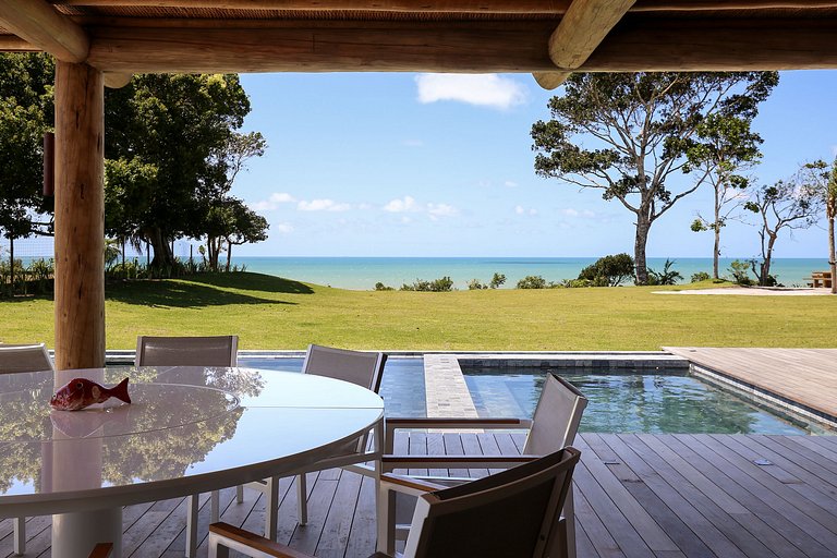 Maison de luxe saisonnière front de mer Trancoso Bahia