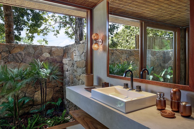 Luxus-Ferienhaus direkt am Meer in Trancoso, Bahia