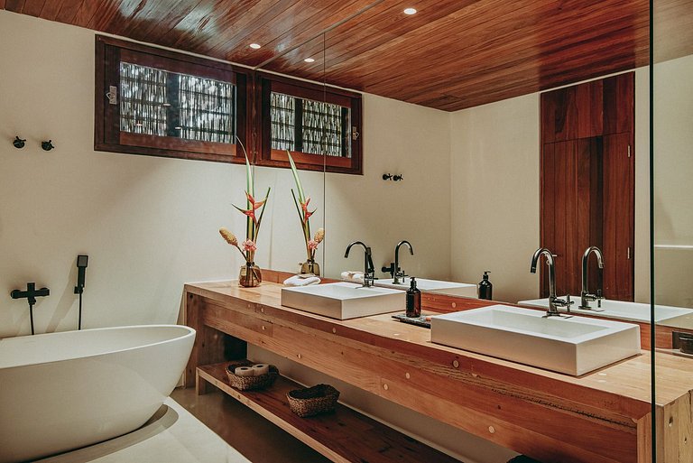 Vila Barracuda The Corner Suite | BAH044