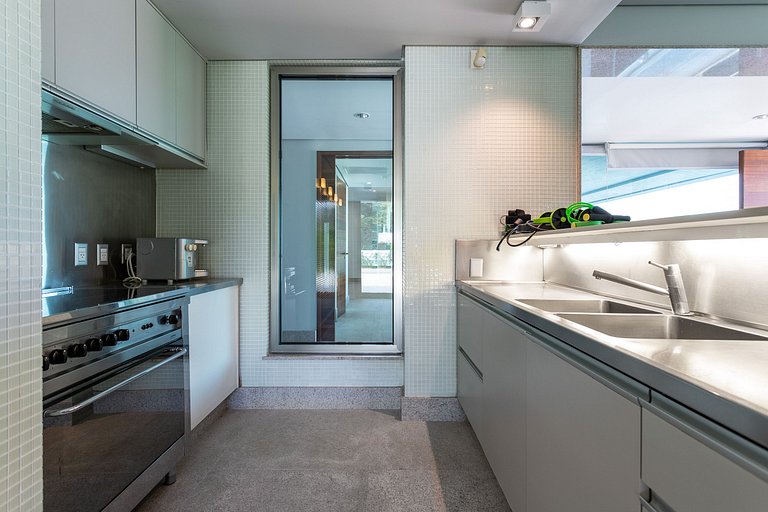 Botanical Garden Mansion | Rio de Janeiro (RIO166)