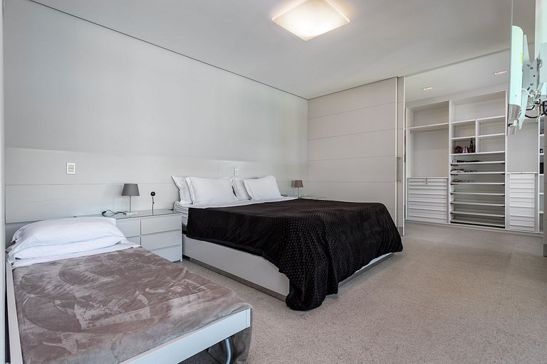 Botanical Garden Mansion | Rio de Janeiro (RIO166)