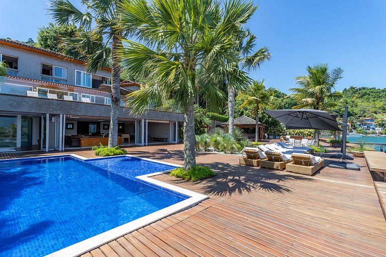 Vacation Rental Villa in Angra dos Reis Brazil