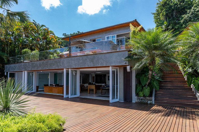 Vacation Rental Villa in Angra dos Reis Brazil