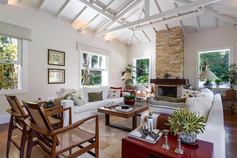 Casa luxo em Secretário para Aluguel de Temporada