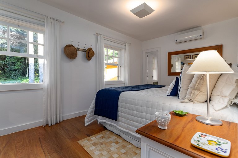 Casa luxo em Secretário para Aluguel de Temporada