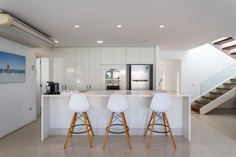 Luxury Apartment for Vacation Rental Angra dos Reis Brazil