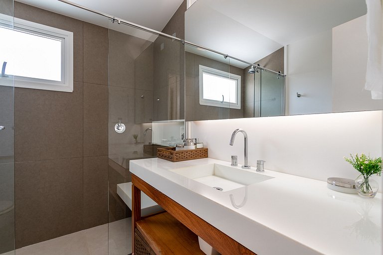 Luxury Apartment for Vacation Rental Angra dos Reis Brazil