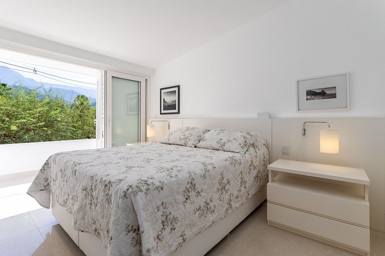 Luxury Apartment for Vacation Rental Angra dos Reis Brazil