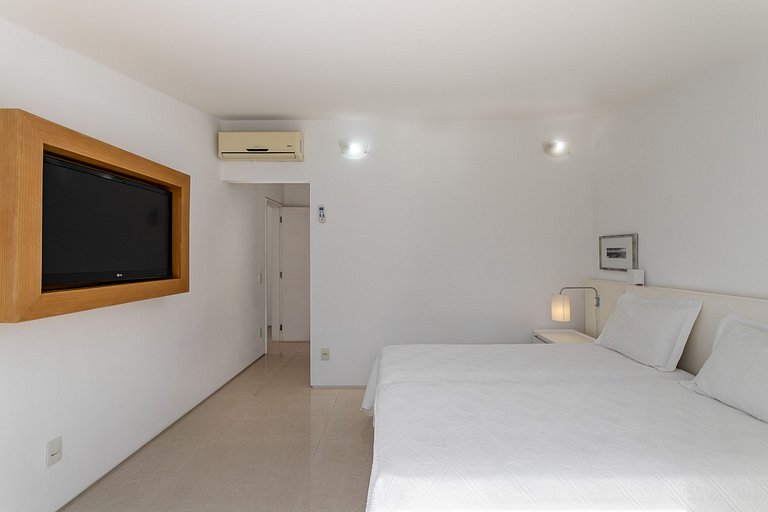 Luxury Apartment for Vacation Rental Angra dos Reis Brazil