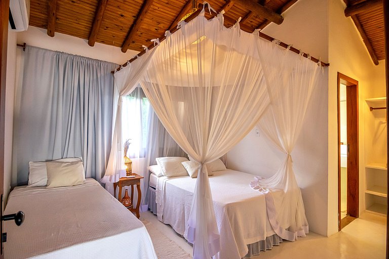 Casa Araçá Trancoso - Waterfall near the beach