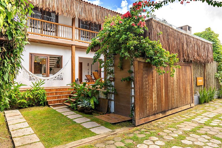 Casa Araçá Trancoso - Waterfall near the beach