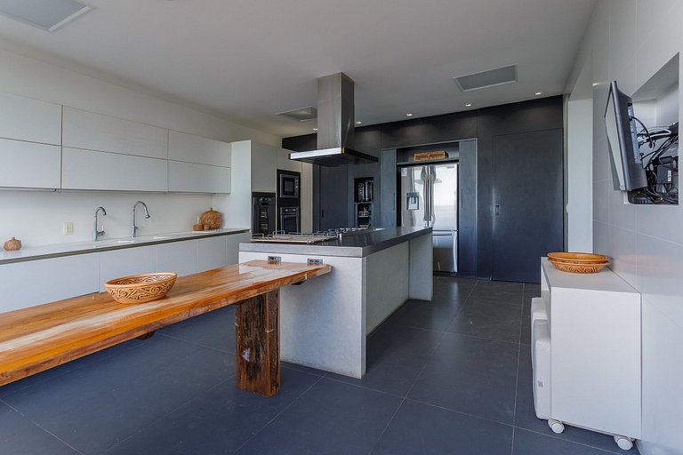 Luxus-Ferienhaus am Strand von São Conrado