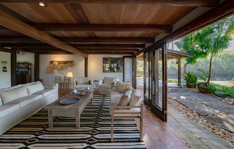 Maison de Luxe pour les Vacances – Plage de Ponta da Barra,