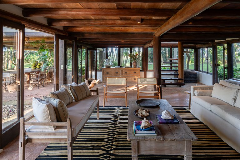 Luxus-Ferienhaus am Strand von Ponta da Barra, Trancoso,