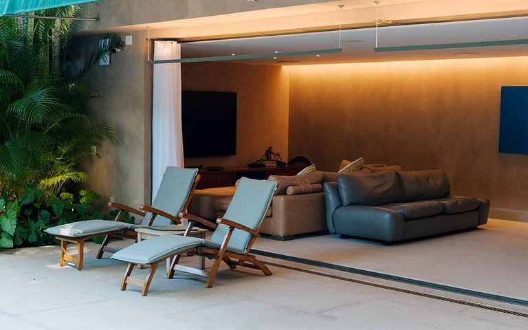 Experience luxury and modernity in this magnificent house bo