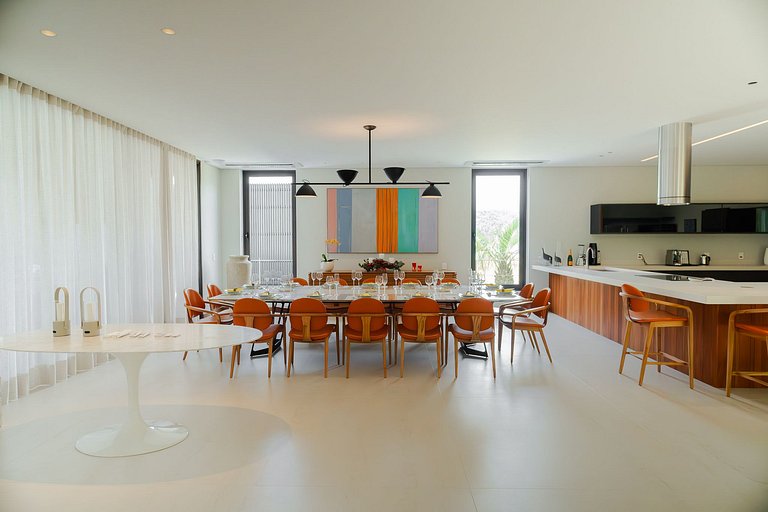 Luxury vacation home on the beach in Angra dos Reis, RJ