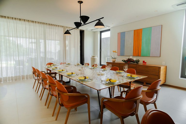 Luxury vacation home on the beach in Angra dos Reis, RJ