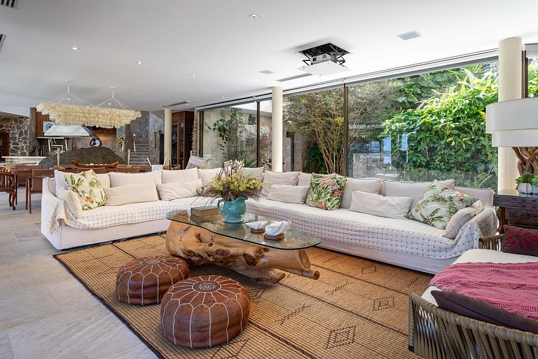 Casa de Luxo Frente Mar – Piscina, Pier e Praia Particular