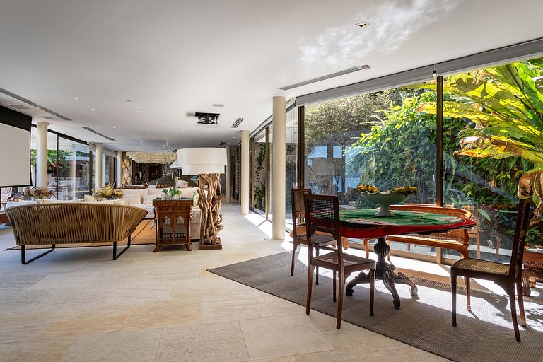 Casa de Luxo Frente Mar – Piscina, Pier e Praia Particular