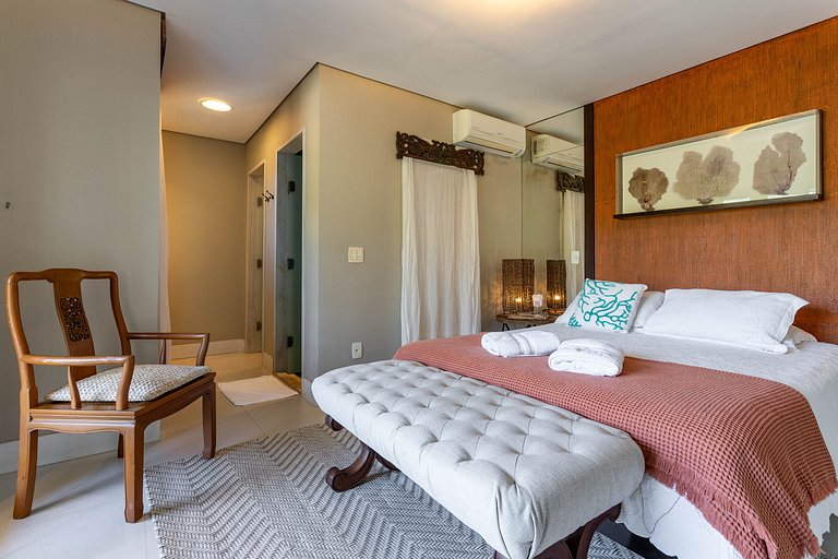 Casa de Luxo Frente Mar – Piscina, Pier e Praia Particular