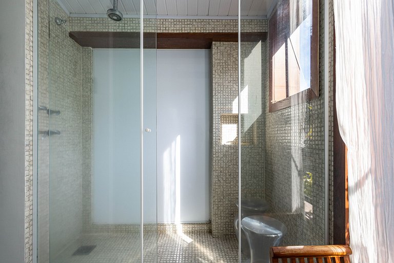 Casa de Luxo Frente Mar – Piscina, Pier e Praia Particular