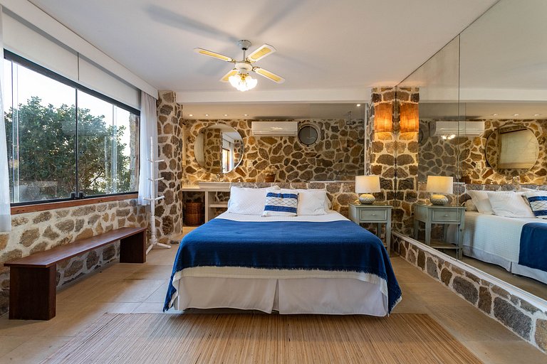 Casa de Luxo Frente Mar – Piscina, Pier e Praia Particular