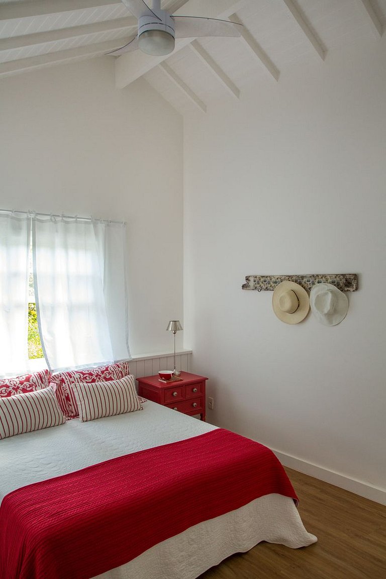 Casa luxo em Secretário para Aluguel de Temporada