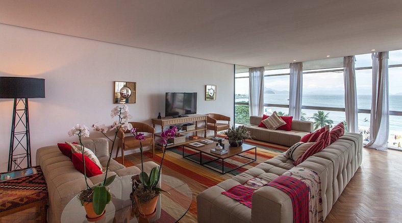 Apartamento luxo de temporada em praia Copacabana RJ