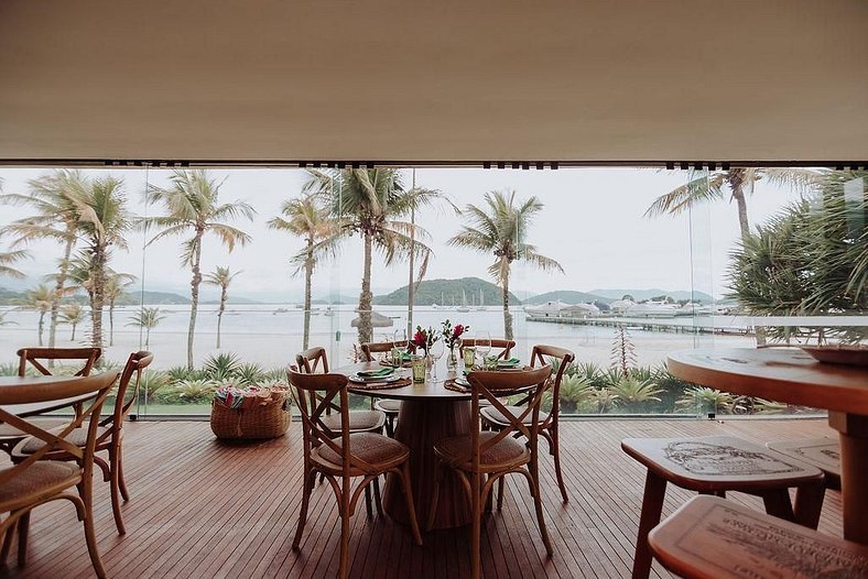 Apartamento Luxo de temporada na Praia de Angra dos Reis Rio