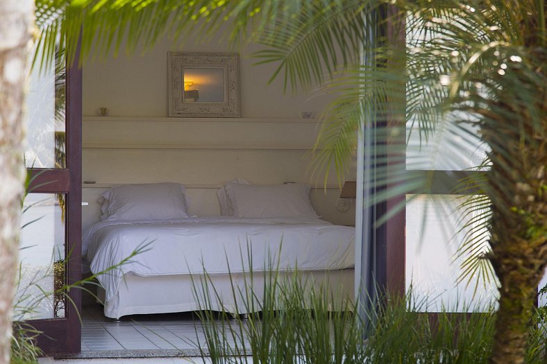 Casa Luxo beira de praia em Angra dos Reis RJ