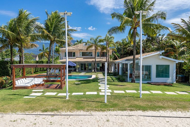 Casa luxo de temporada beira de praia em Angra dos Reis RJ