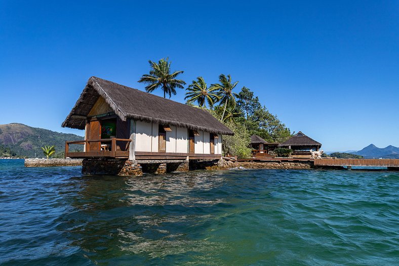 Casa Luxo de temporada em Ilha de Angra dos Reis RJ