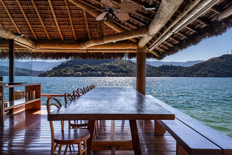 Casa Luxo de temporada em Ilha de Angra dos Reis RJ