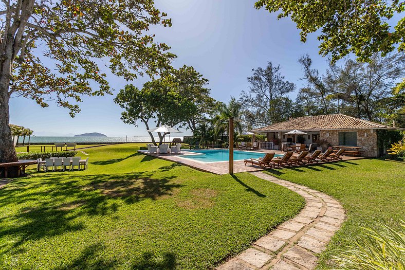 Casa Luxo de temporada Praia de Manguinhos Búzios RJ