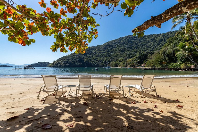 Casa Luxo de temporada Praia do Sobrado Angra dos Reis RJ