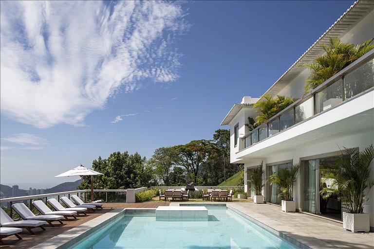 Vacation Rental Villa in Santa Teresa RJ Brazil